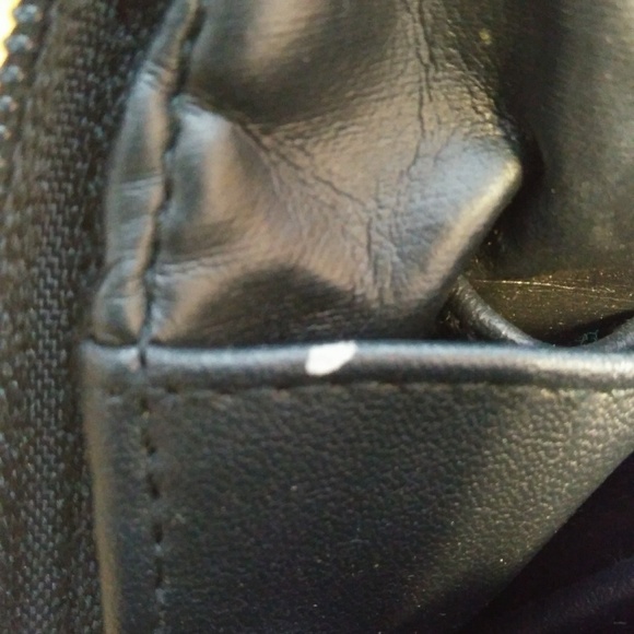 Giani Bernini Navy Blue crossbody convertible smal - Picture 6 of 6